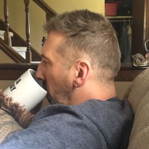 Meet your Posher, Carey